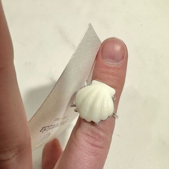 Pura Vida White Grande Shell Ring NWT Size 7 Beach Vacation Coastal Chic - Picture 6 of 11